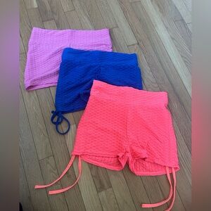 Women's Scrunch Booty Shorts Lot Size Large